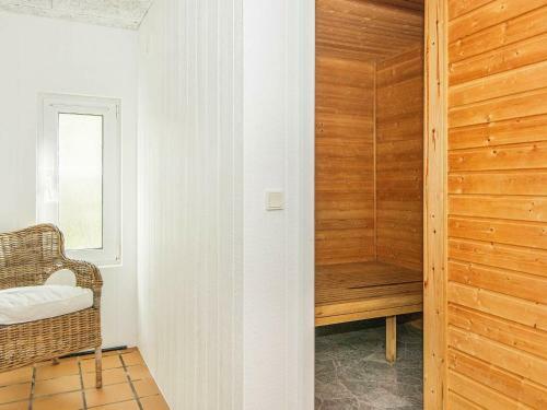 Three-bedroom Holiday Home In Knebel 22