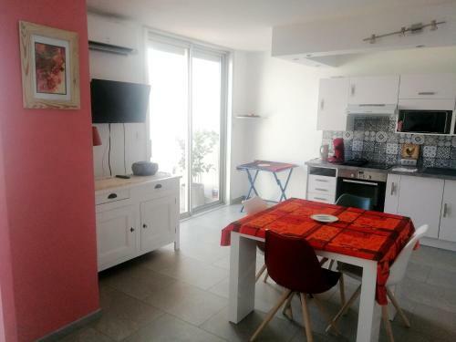 Apartment All�e Des Jardins