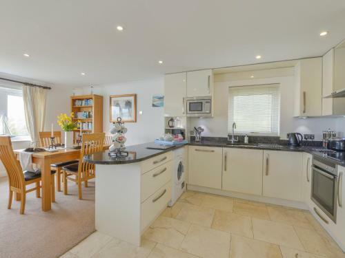 Apartment 29, Bigbury On Sea