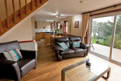 Larch Cottage
