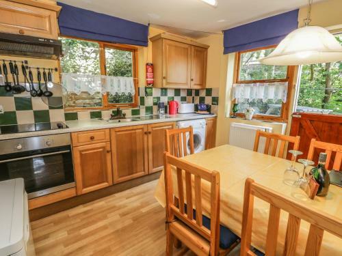 2 Waterloo Cottage, Blaenau Ffestiniog