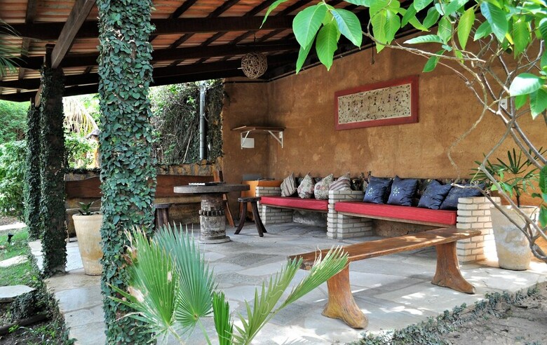 Hostal Pousada Flores Do Cerrado