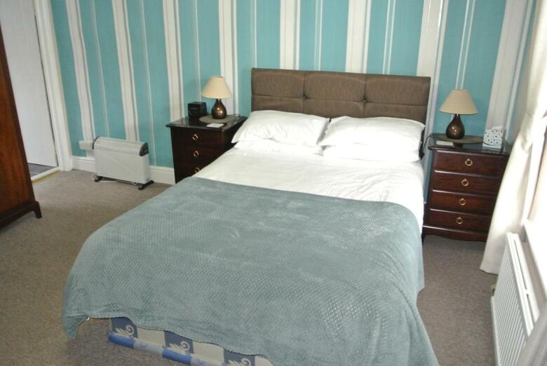 Bed & Breakfast Old Castle Farm Guest House