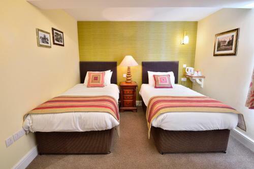 Posada The George Hotel