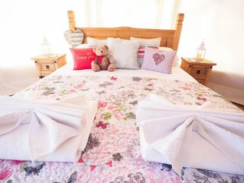 Old Dairy Farm Glamping
