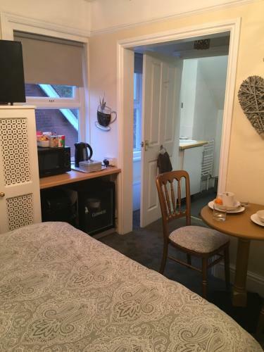 Hostal The Oak Tree Guest House
