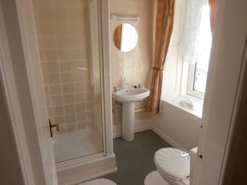 Hostal Monorene Guest House