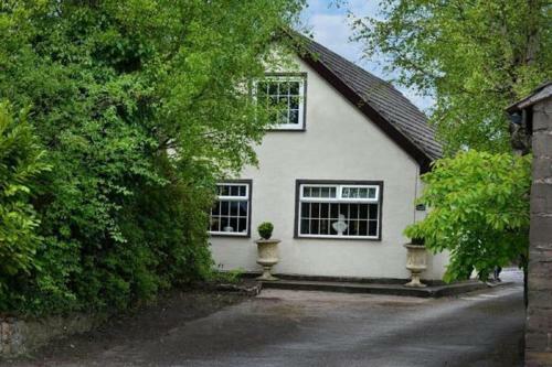 Sherwood Cottage Bed And Breakfast