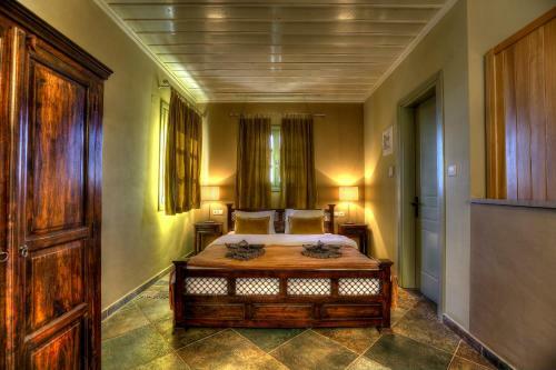 Hostal Oikies Art Rooms