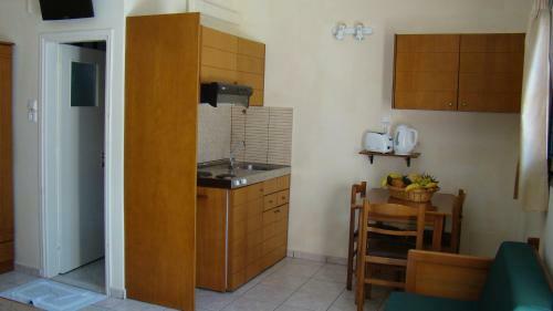 Aristotelis Apartments