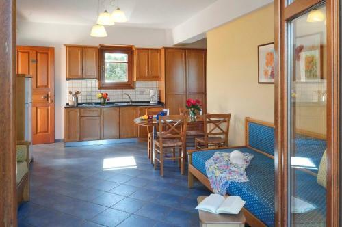 Aparthotel Hotel Apartments Sikia II