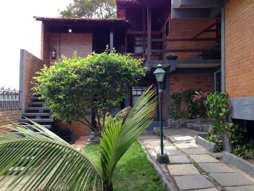 Hostal Pousada Vale Das Palmeiras