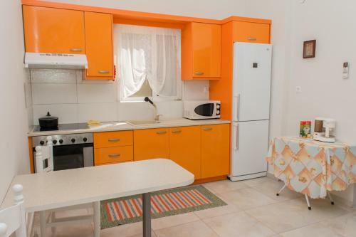 Apartamento Doroufi Inn