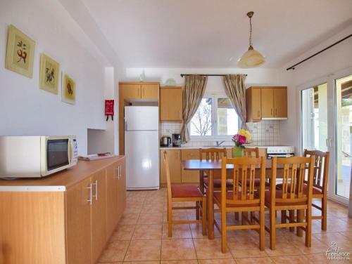 Kleismata Villa Sleeps 6