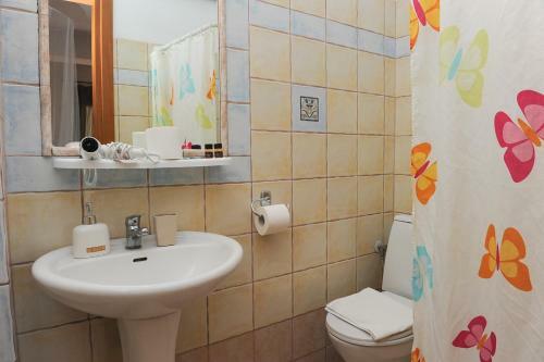 Hostal Guesthouse Kerkinitis