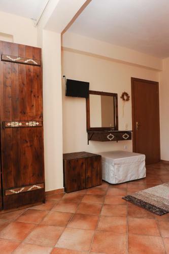 Hostal Guesthouse Kerkinitis