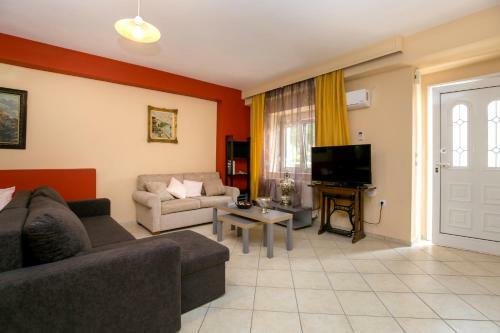 Grande Apartments
