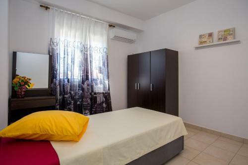 Grande Apartments