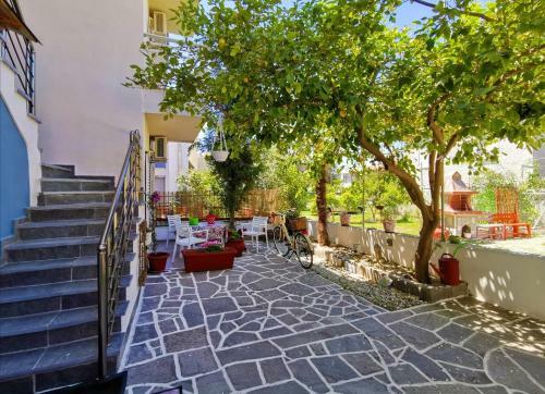 Apartments Vana Limenaria