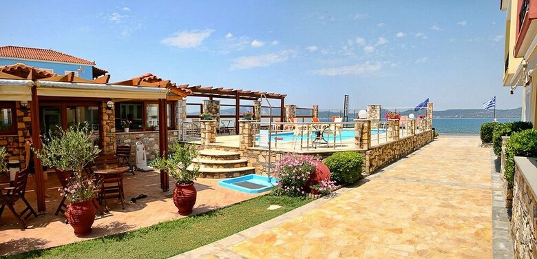 Gera Bay Studios And Apartments