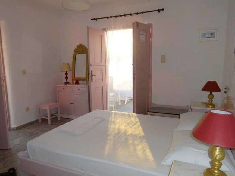 Porto Sikinos Hotel