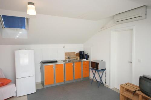Apartments With A Parking Space Mandre, Pag - 6415