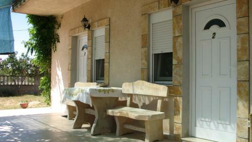 Kaja House Apartments