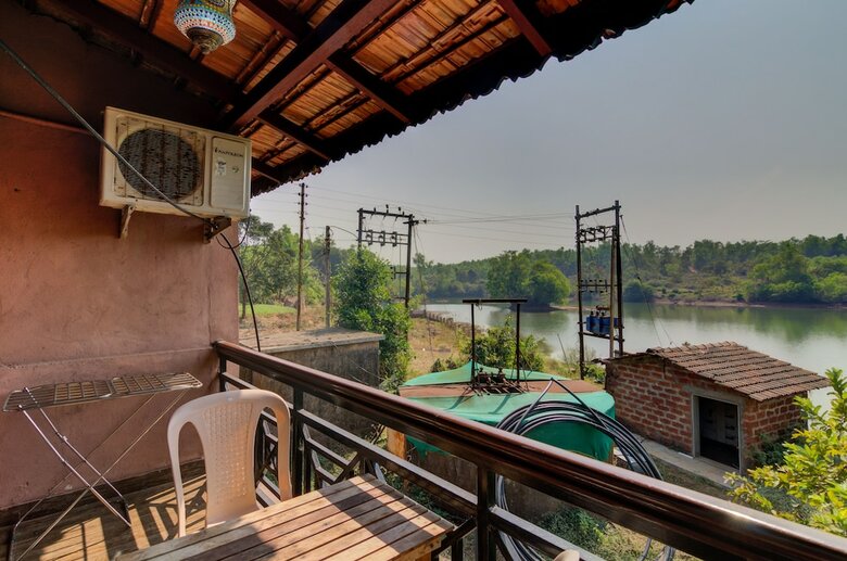 Hotel Shantai By The Lake