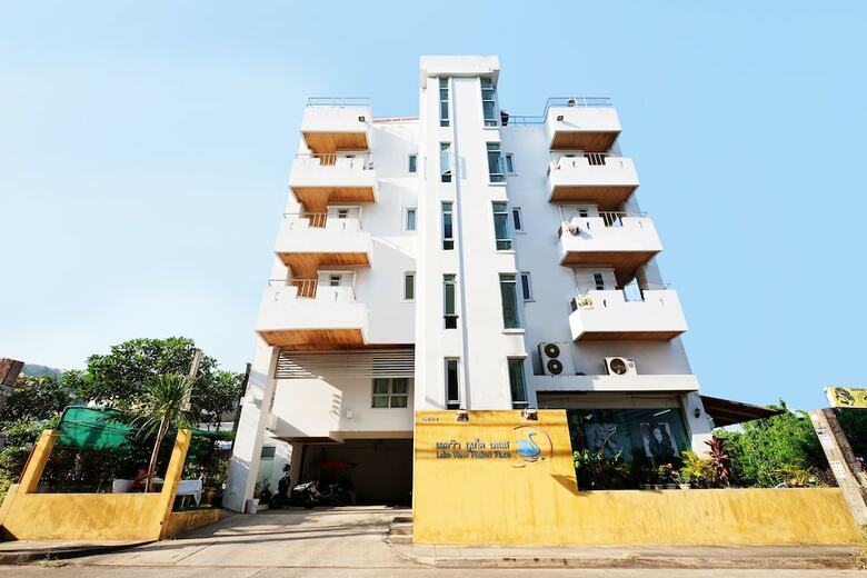 Hotel Oyo 605 Lake View Phuket Place