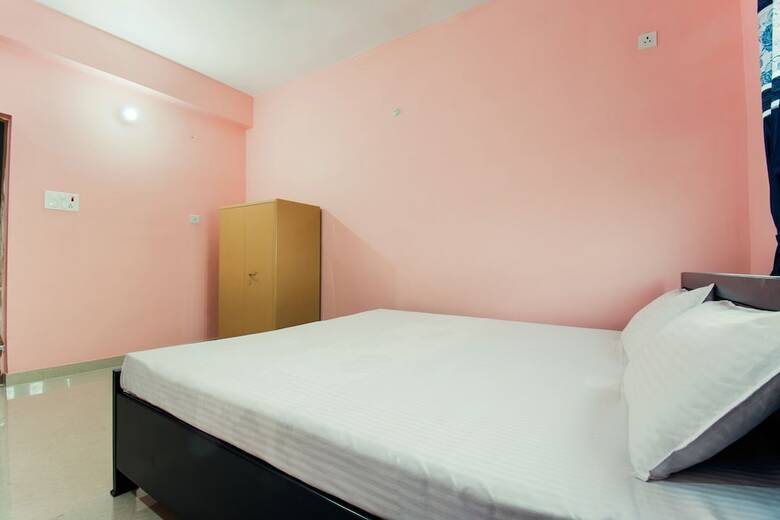 Hotel Spot On 46370 Green Highway