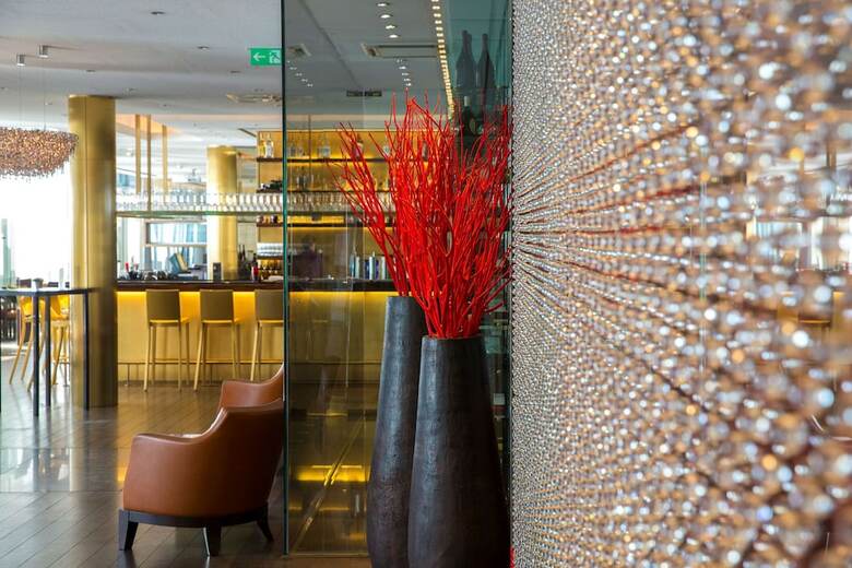 Radisson Blu Media Harbour Hotel, D�sseldorf