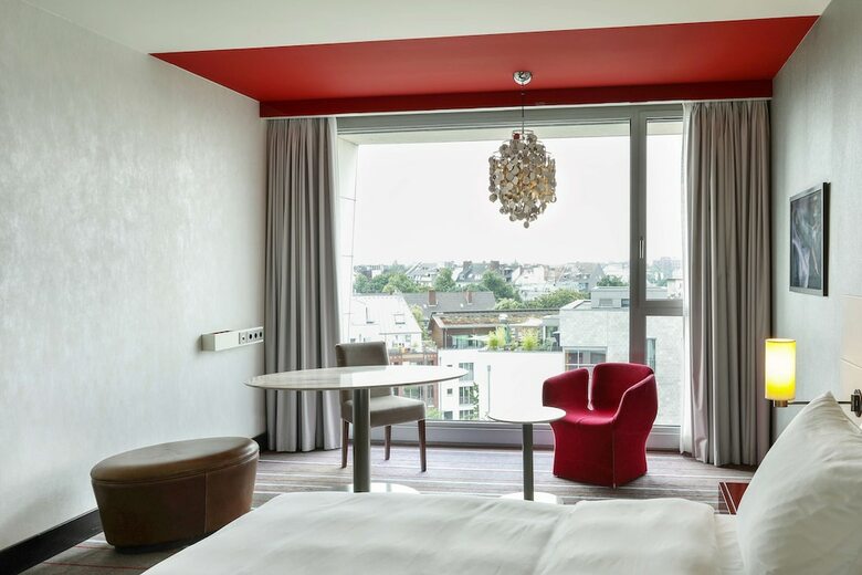 Radisson Blu Media Harbour Hotel, D�sseldorf