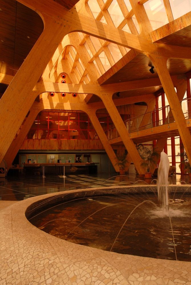 Holiday World Village Hotel