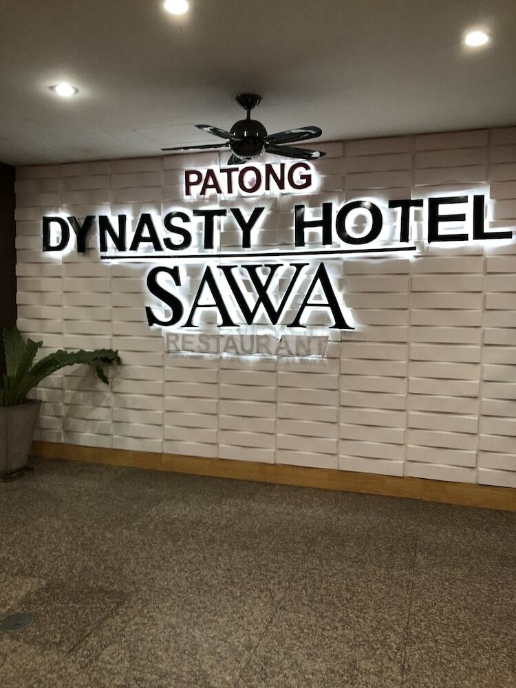 Oyo 861 Patong Dynasty Hotel