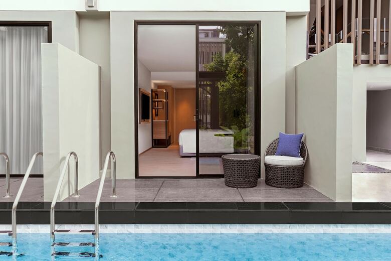Hotel Four Points By Sheraton Phuket Patong Beach Resort