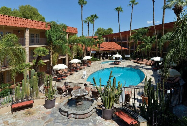 Hotel Doubletree Suites By Hilton Tucson - Williams Center