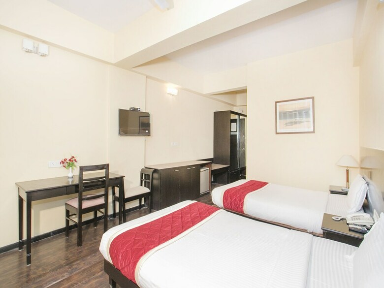 Oyo 332 Hotel Melody Inn