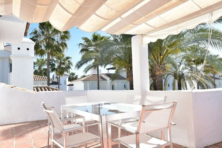 Apartamentos Y Casas Serinamar Marbella