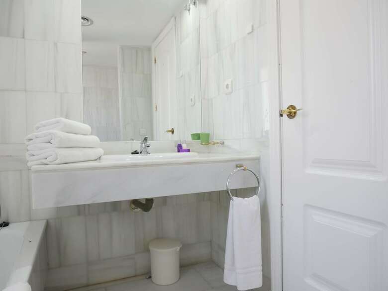 Apartamentos Y Casas Serinamar Marbella