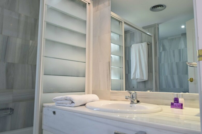 Apartamentos Y Casas Serinamar Marbella