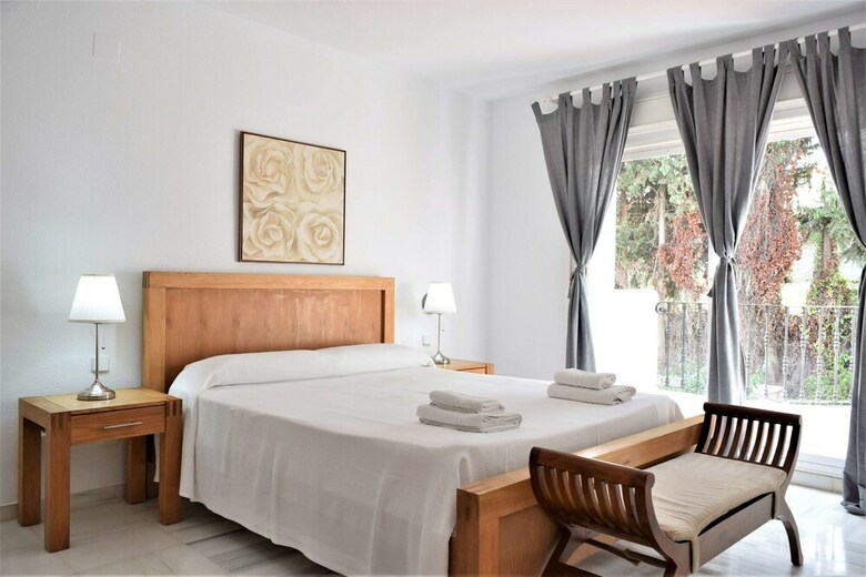 Apartamentos Y Casas Serinamar Marbella