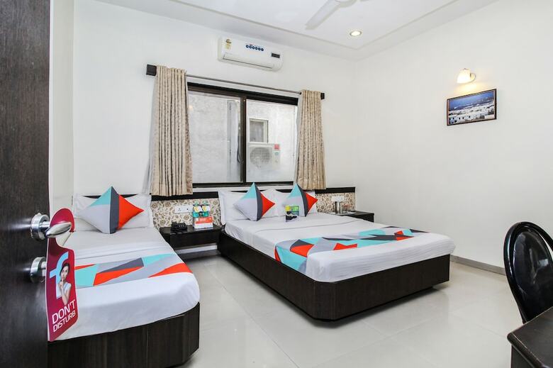 Hotel Fabexpress Sai Grand Castle Inn