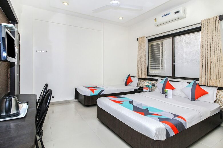 Hotel Fabexpress Sai Grand Castle Inn