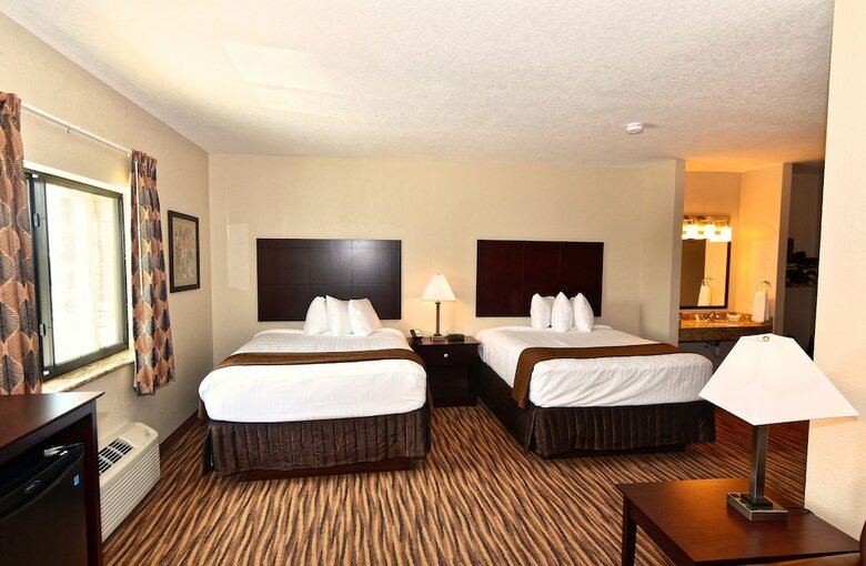 Hotel Cobblestone Inn & Suites - Clarion