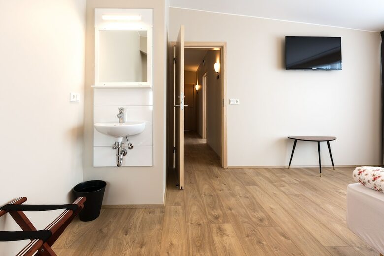 Hotel Guesthouse Garun, Skolavellir