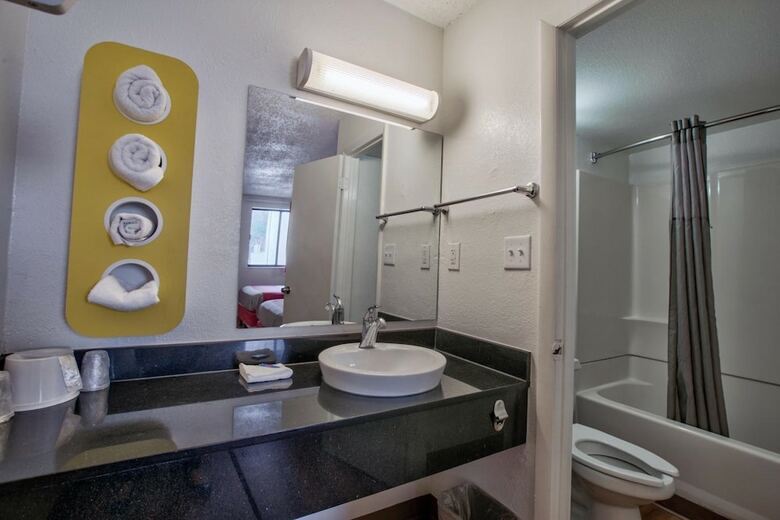 Motel 6 Tallahassee West