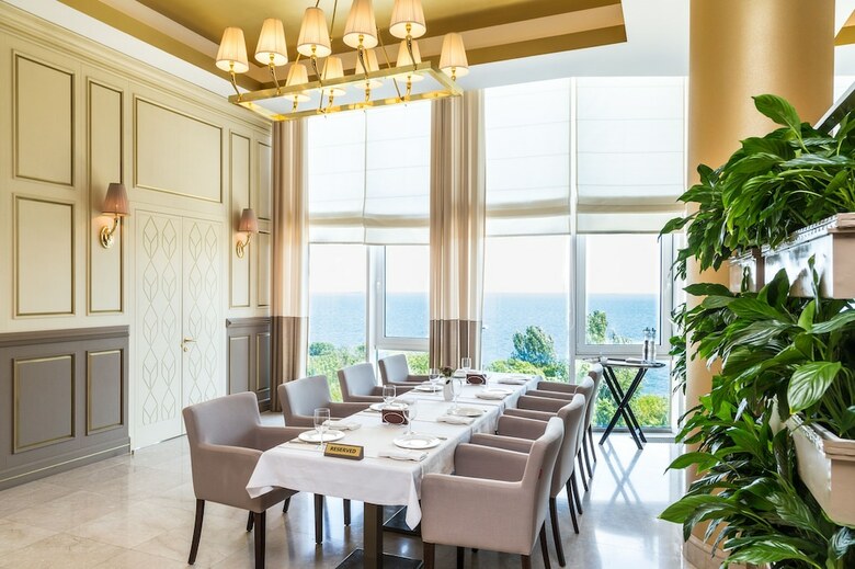 Kadorr Hotel Resort & Spa