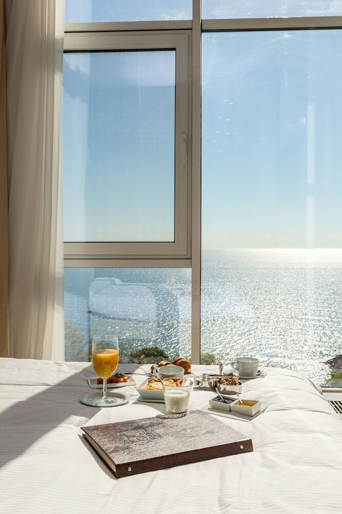Kadorr Hotel Resort & Spa