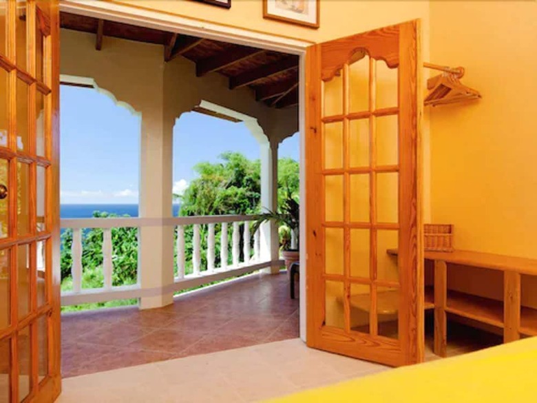 Hotel Rumboat Retreat