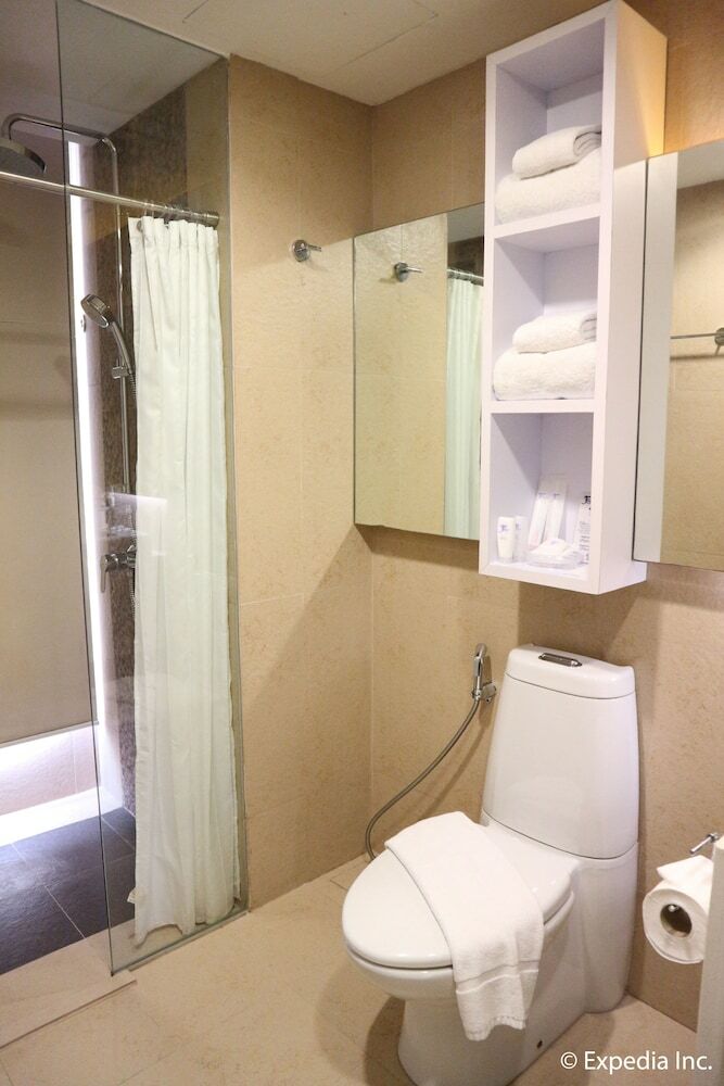 Hotel The Ferra Premier By Jg